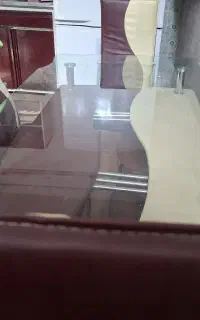 میز صبحانه خوری