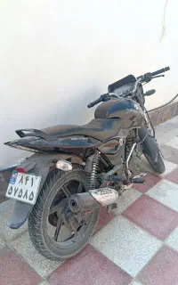 باجاج 180