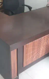 میز و صندلی اداری در حد نو