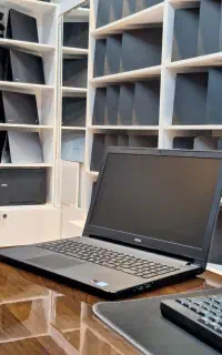 فروشگاه اقساطی بدون کارمزد/لپتاپ استوک و وارداتی