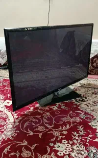 تلوزیون ۵۰اینچ سامسونگ صفحه شکسته