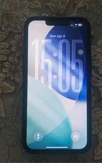 گوشی ایفون ۱۳