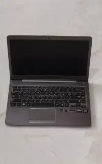 لپتاپ Samsung 530U باریک،گرافیک دار ،همراه با بازی