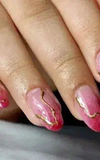 کاشت ناخن با بهترین متریال همراه با 20%تخفیف ویژه