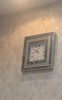 ساعت دیواری