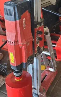 کرگیری بتن با دستگاه هیلتی زیر نظر مهندس مکانیک