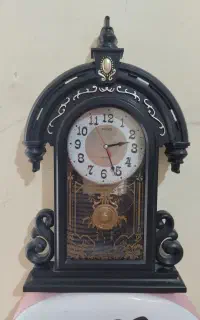 ساعت دیواری