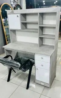 فروش و عرضه انواع میز تحریر