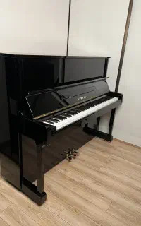 Yamaha U10B1 پیانو