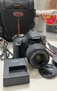 دوربین عکاسی  canon 2000D