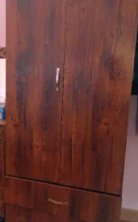 کمد لباس با دوکشو در حد نو