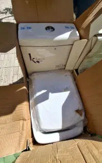 دستشویی فرنگی نو داخل کارتن