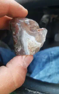 سنگ عقیق سلیمانی معاوضه با چاقو