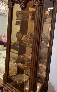 ویترین چوب گردو