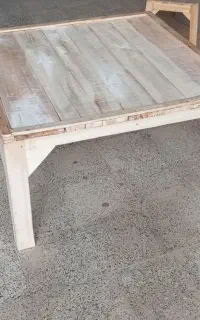 کرسی چوبی