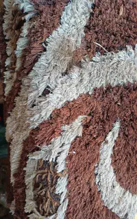 ۲ عدد پادری  و یک فرش کوچک