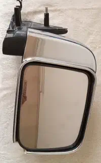 فروش اینه برقی بغل سمت راست