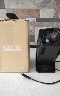 پروژکتور HY320 Mini همراه با اسپیکر و ریموت کنترل
