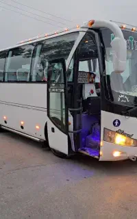 میدل باس یوتانگ مدل ۲۰۰۵