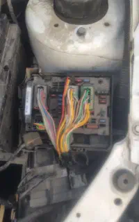 باطری سازی ومیکانیکی ایرانی خارجی شبانه سیار در مح