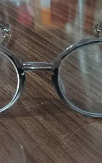 فرم عینک کاملا نو
