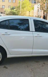 شاهین 1400 دنده ای سانروف دار