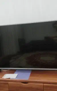 تلویزیون 49اینچ اصل کره ال جی