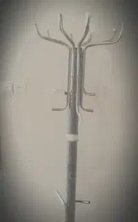 چوب لباسی ایستاده