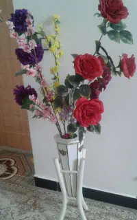 گل و گلدون زیبا