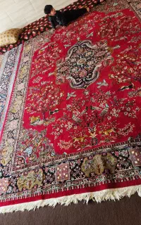 روستای بنداروز هستم چهار عدد فرش نخی12متر ویک موکت