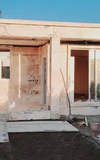 بنای کار بلوک سنگ سرامیک کاشی و تخریب