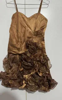 پیراهن دخترانه
