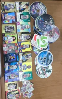 کارت کیمدی و سی دی بازی