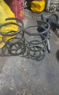 کمک فنر کنزو