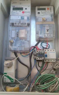 برق کاربرقکش برقکاربرق کش رفع اتصالی نصب لوستر