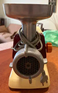 چرخ گوشت ناسیونال 500 وات مدل SUPER GRINDER