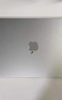 MacBook air m4 512