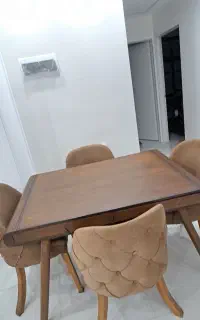میز غذاخوری ۴ نفره