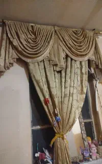 پرده عسلی