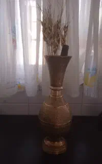 گلدان برنجی زیبا