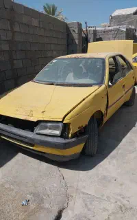 تاکسی زرد بیرون شهری تک گانه