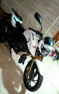 آپاچی 200