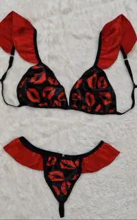 روبیکا کانال لباس خواب دارم