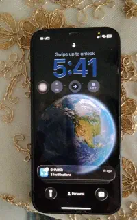 آیفون۱۲نرمال