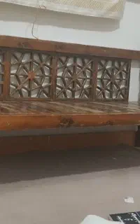 تخت سنتی چوبی