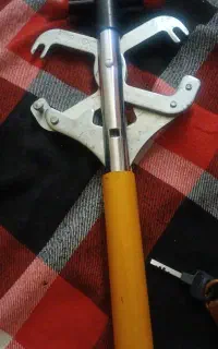 قفل پدال خودرو
