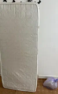 تشک تخت در حد نو (کاور دارد)