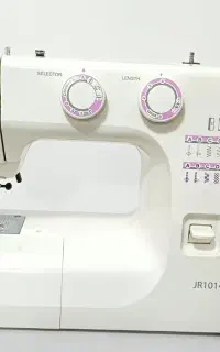 چرخ خیاطی ژانومه JR1014