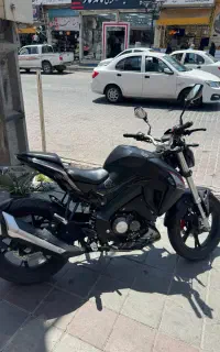 بنلی ۱۸۰ اس