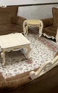 مبل و عسلی
